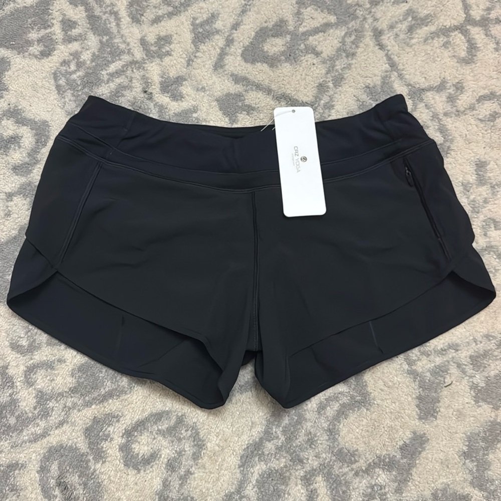 NWT CRZ Yoga sports shorts sz 4/6